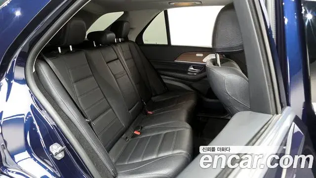 Mercedes-Benz GLE-Class 2021 — ფოტო 14/14