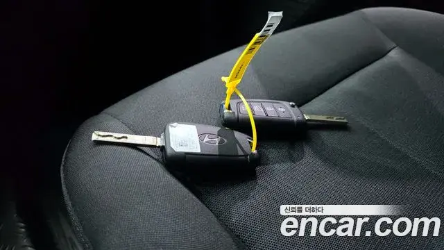 Hyundai Staria 2025 — Şəkil 5/20