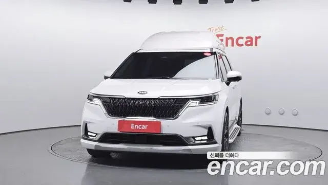 Kia Carnival 2021 — Фото 3/20
