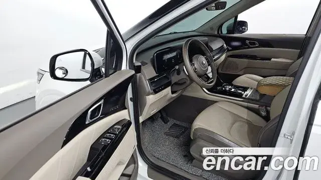 Kia Carnival 2021 — Фото 10/20