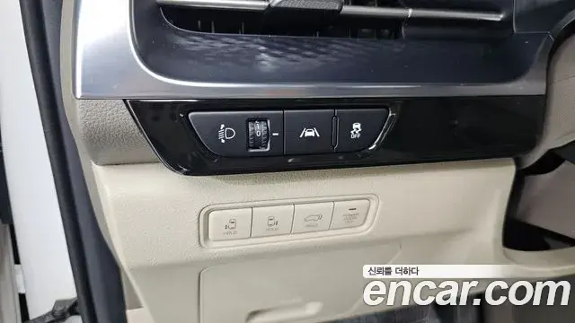 Kia Carnival 2021 — Фото 14/20