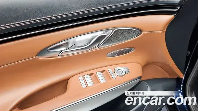 Genesis GV70 2021 — Şəkil 10/20
