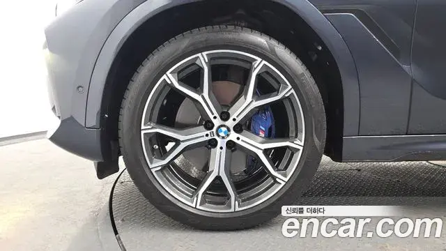 BMW X6 2022 — Şəkil 14/21