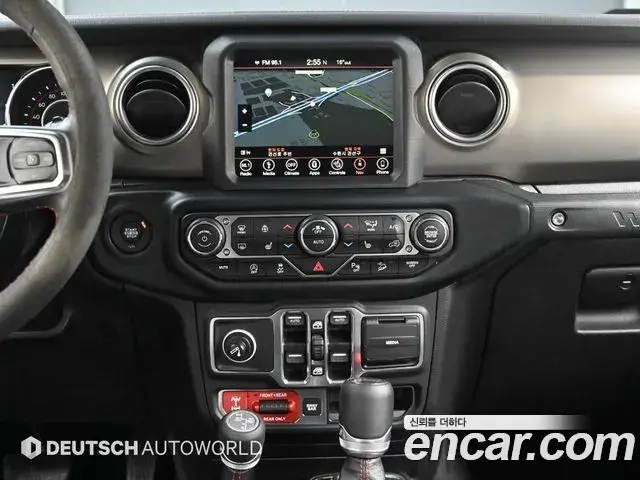 Jeep Wrangler 2019 — ფოტო 6/20
