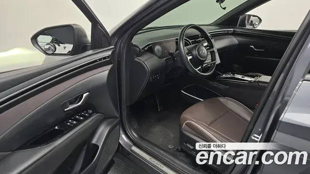 Hyundai Tucson Hybrid 2022 — Photo 16/20