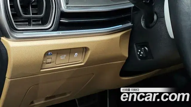 Kia Sorento 2024 — Фото 16/20