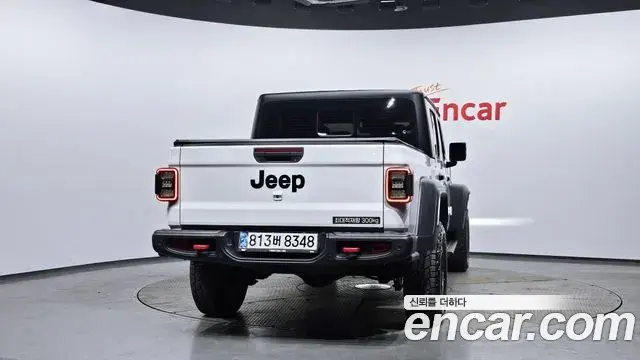 Jeep Gladiator 2023 — Şəkil 11/20