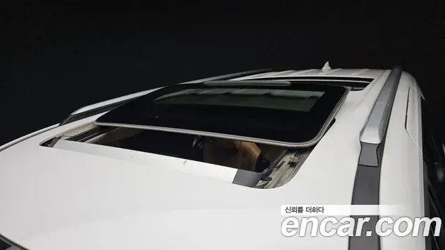 Kia Carnival 2021 — Фото 18/20