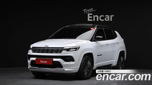 Jeep Compass 2022 — ფოტო 2/20