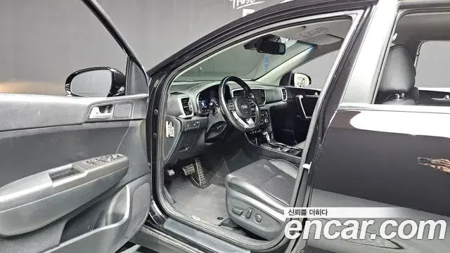 Kia Sportage The Bold 2019 — Фото 10/20