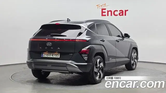 Hyundai Kona 2024 — Фото 1/20