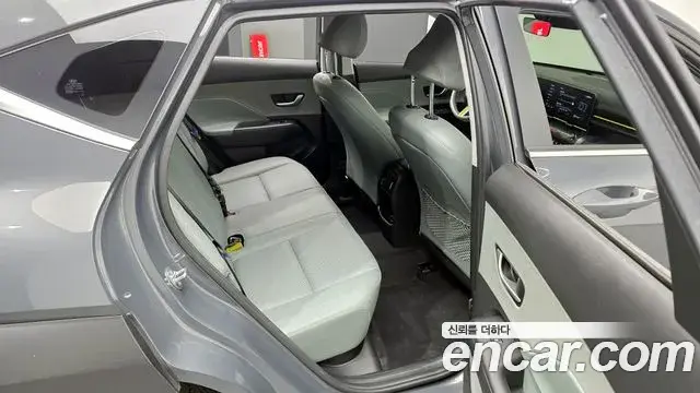 Hyundai Kona 2024 — Фото 12/20