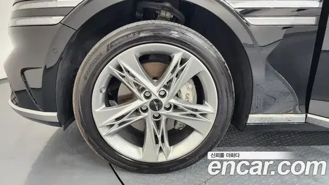 Genesis G90 2022 — ფოტო 18/20