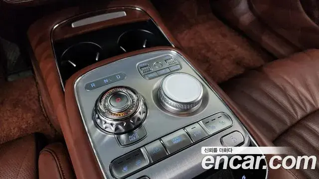 Genesis G90 2022 — ფოტო 6/20