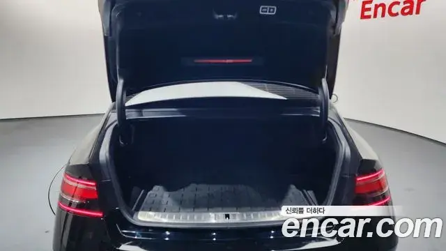 Genesis G90 2022 — ფოტო 15/20