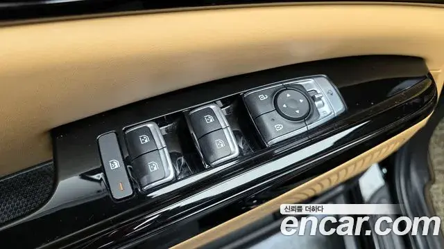 Kia Carnival 2021 — Фото 14/20