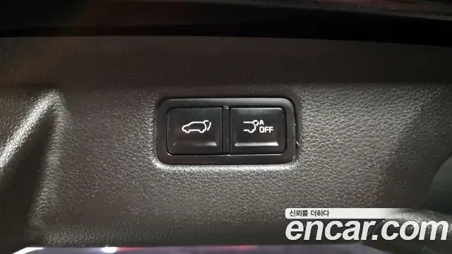 Kia Carnival 2021 — Фото 19/20