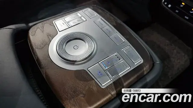 Genesis G80 2020 — Photo 14/20