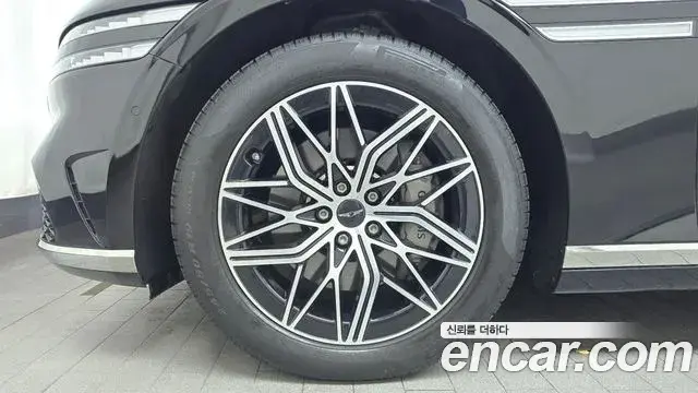 Genesis G90 2022 — Şəkil 3/20
