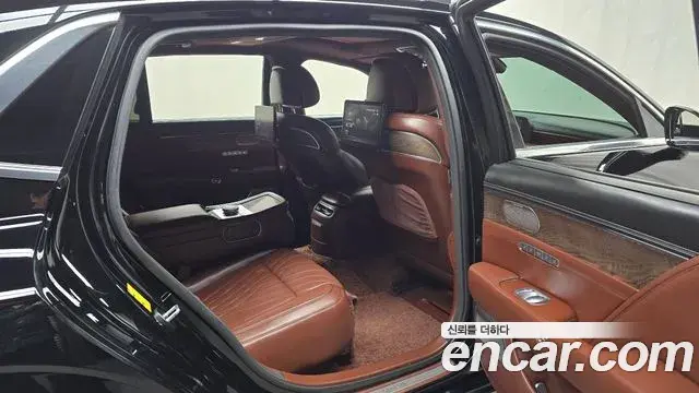 Genesis G90 2022 — Şəkil 1/20