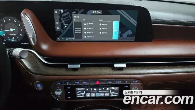 Genesis G90 2022 — Şəkil 11/20