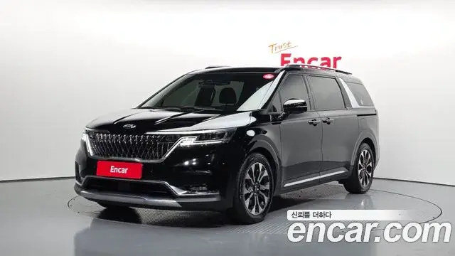 Kia Carnival 2021 — Фото 1/20