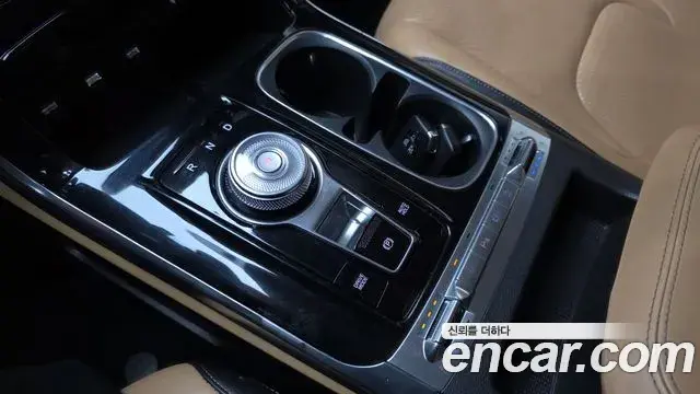 Kia Carnival 2021 — Фото 9/20
