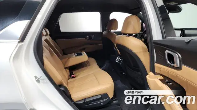Kia Sorento 2020 — ფოტო 13/20