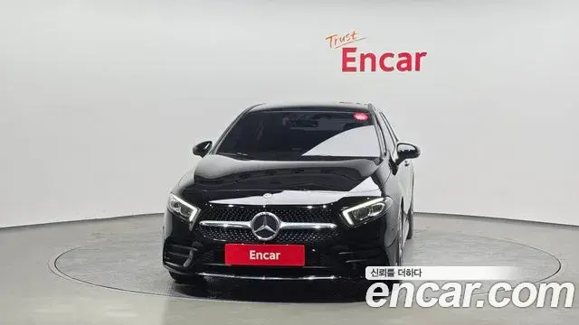 Mercedes-Benz A-Class 2020 — Şəkil 14/20