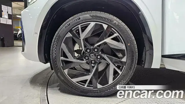 Renault Samsung Grand Koleos 2024 — Photo 1/20
