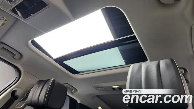 Land Rover Discovery 5 2019 — Şəkil 9/20