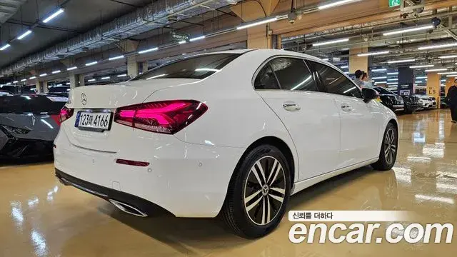 Mercedes-Benz A-Class 2021 — Şəkil 20/20