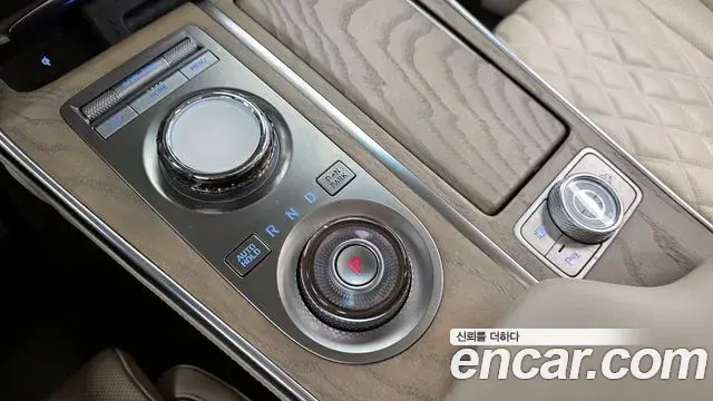 Genesis GV80 2023 — Şəkil 19/20
