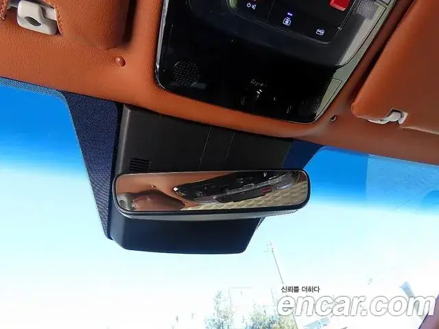 Hyundai Staria 2024 — Photo 15/20