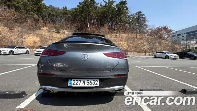 Mercedes-Benz GLE-Class 2023 — Фото 3/20