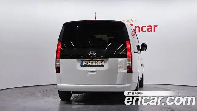 Hyundai Staria 2021 — ფოტო 20/20