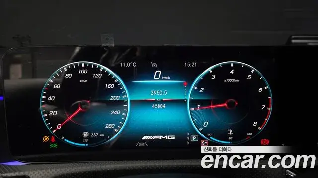 Mercedes-Benz A-Class 2022 — Şəkil 18/20