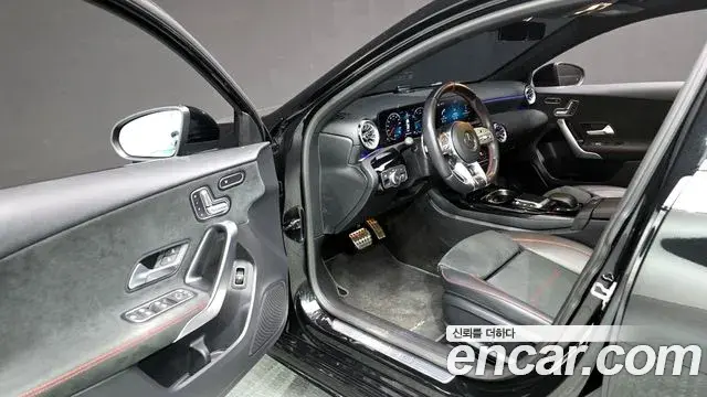 Mercedes-Benz A-Class 2022 — Şəkil 15/20