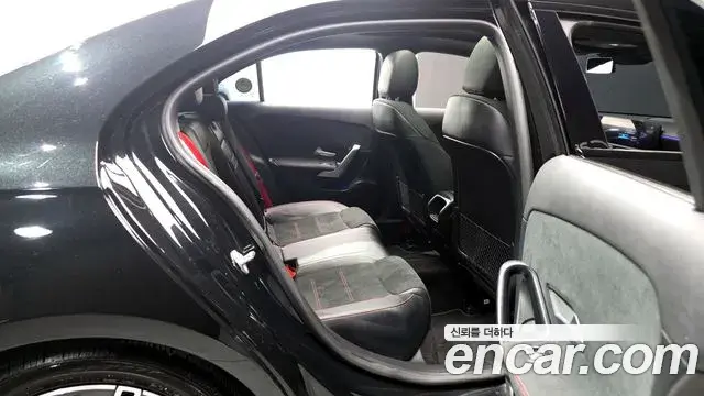Mercedes-Benz A-Class 2022 — Şəkil 16/20