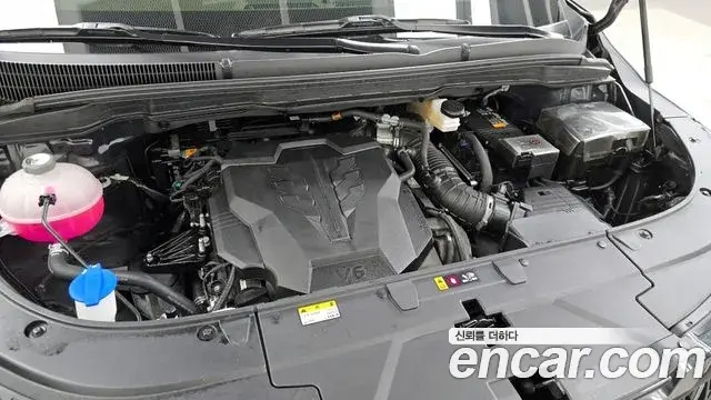 Kia Carnival 2024 — Şəkil 16/20