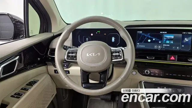 Kia Carnival 2024 — Şəkil 9/20