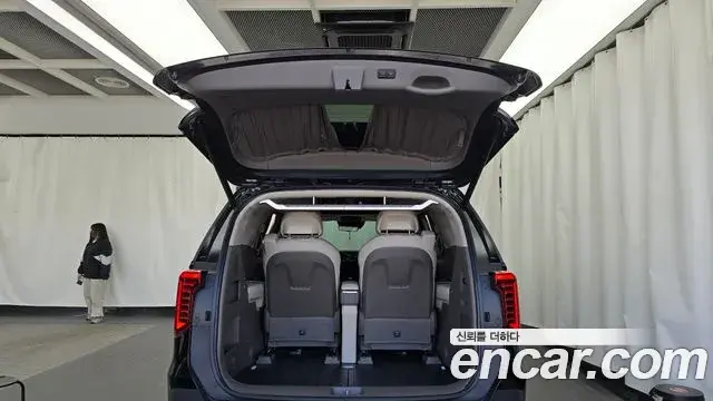 Kia Carnival 2024 — Şəkil 13/20