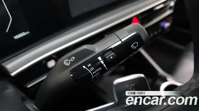 Kia K5 2025 — Фото 17/20
