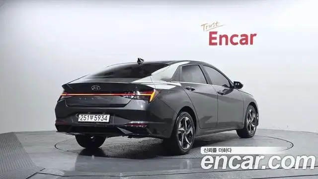 Hyundai Avante 2021 — Фото 2/20