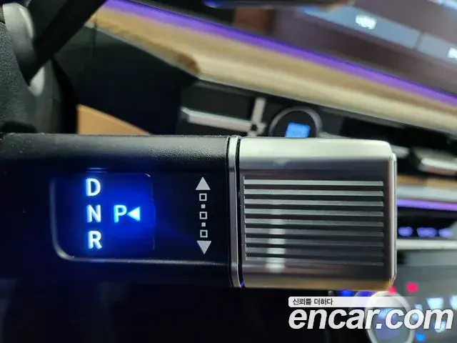 Hyundai Santa Fe 2023 — ფოტო 17/20