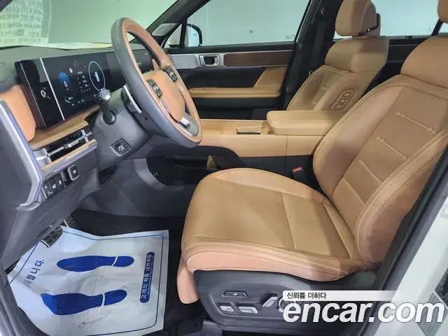 Hyundai Santa Fe 2023 — ფოტო 19/20