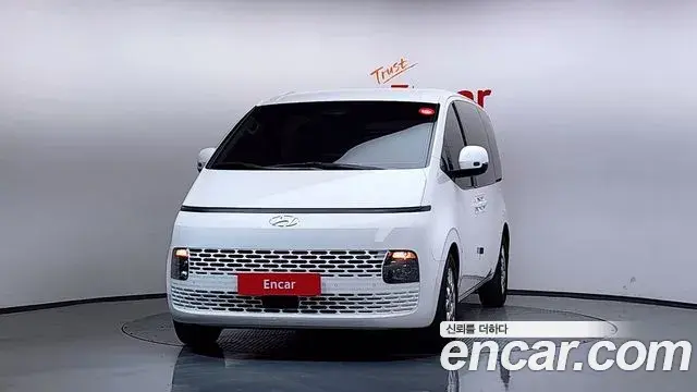 Hyundai Staria 2022 — Фото 3/20
