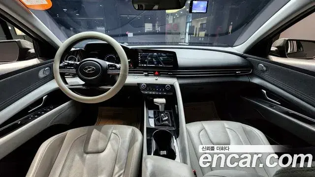 Hyundai The New Avante Hybrid 2020 — ფოტო 9/20