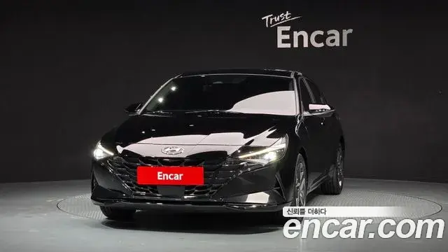 Hyundai The New Avante Hybrid 2021 — Photo 10/20