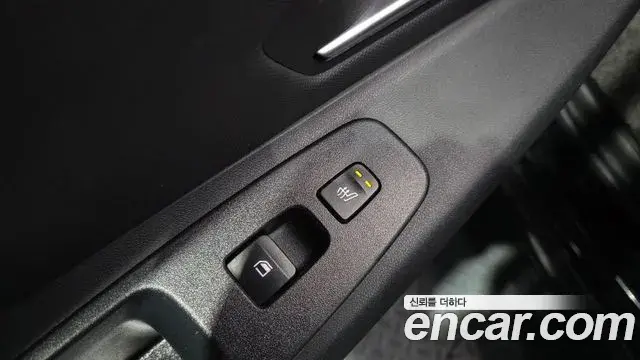 Hyundai The New Avante Hybrid 2021 — Photo 18/20